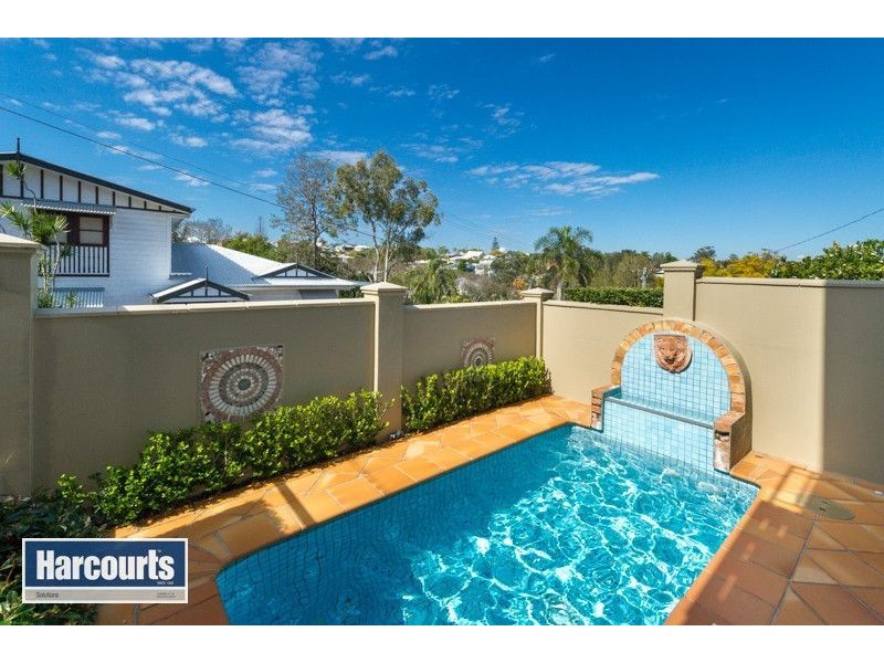 3 Young Street, Red Hill QLD 4059