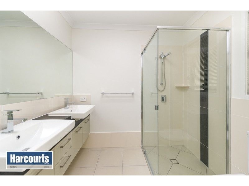 10/52 Plucks Road, Arana Hills QLD 4054