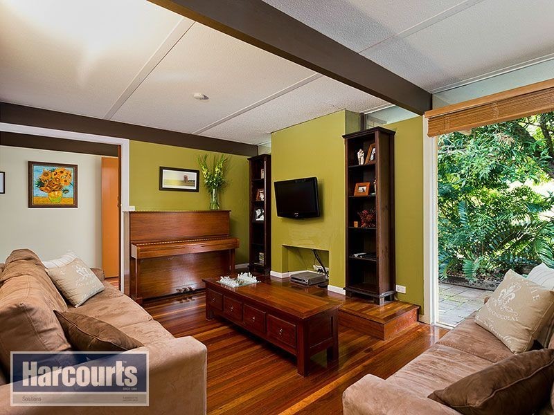 26 Cobble Street, The Gap QLD 4061