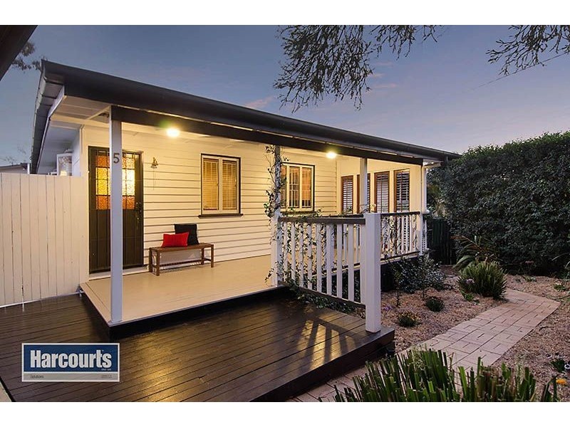 5 Corrigan Street, Keperra QLD 4054