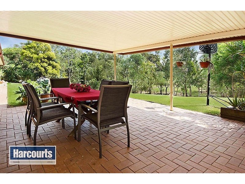 8 Breen Drive, Bunya QLD 4055