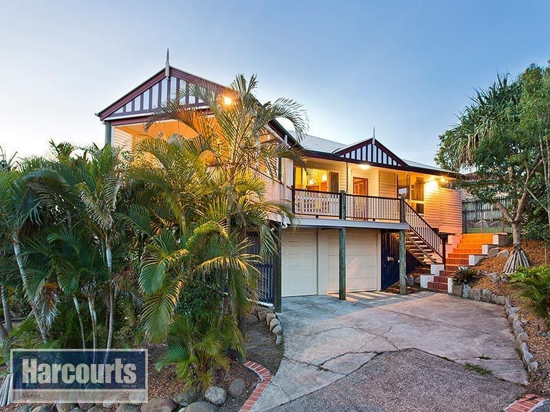 52 Blackwood Drive, Ferny Hills QLD 4055