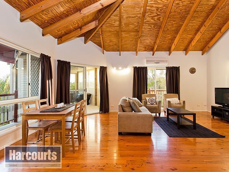 52 Blackwood Drive, Ferny Hills QLD 4055