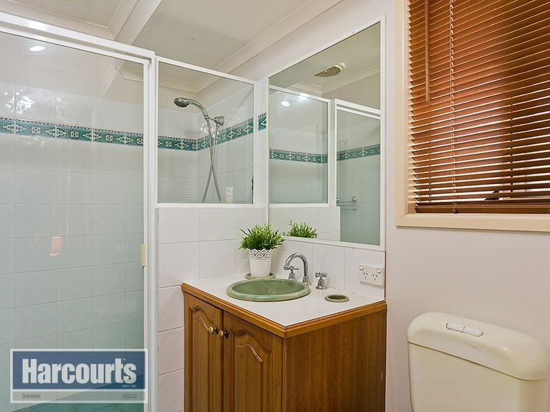 52 Blackwood Drive, Ferny Hills QLD 4055