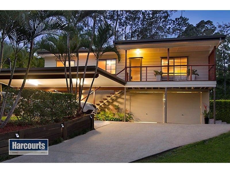 31 Yeerinbool Court, Arana Hills QLD 4054