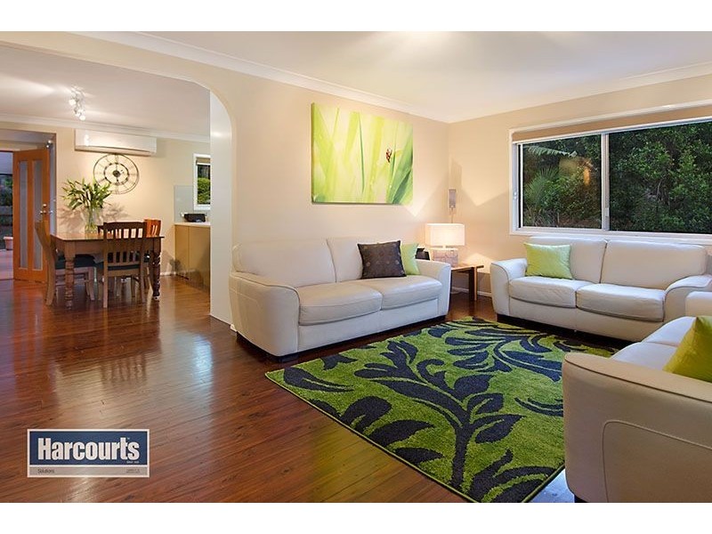 31 Yeerinbool Court, Arana Hills QLD 4054