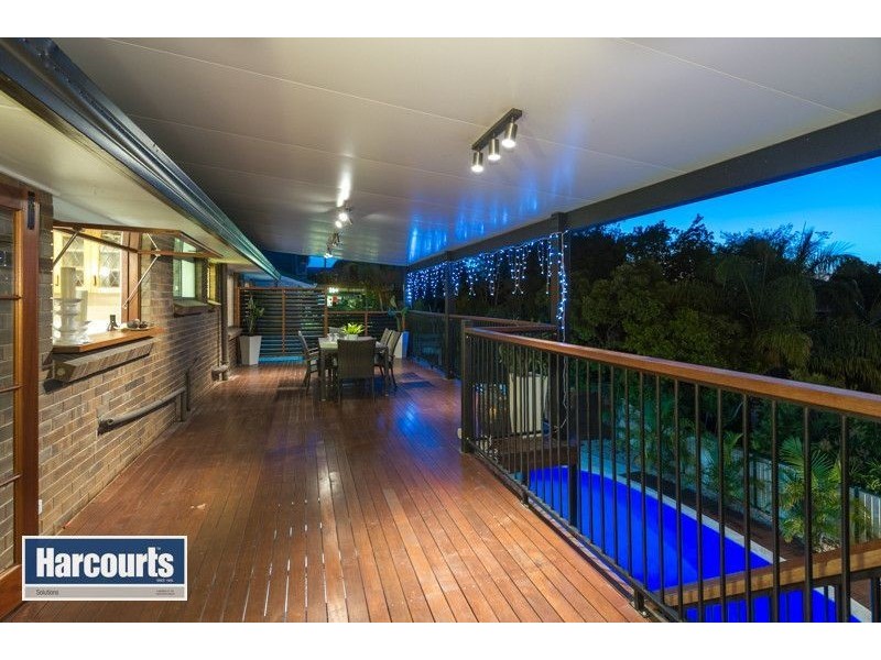 33 Raglass Street, Everton Park QLD 4053