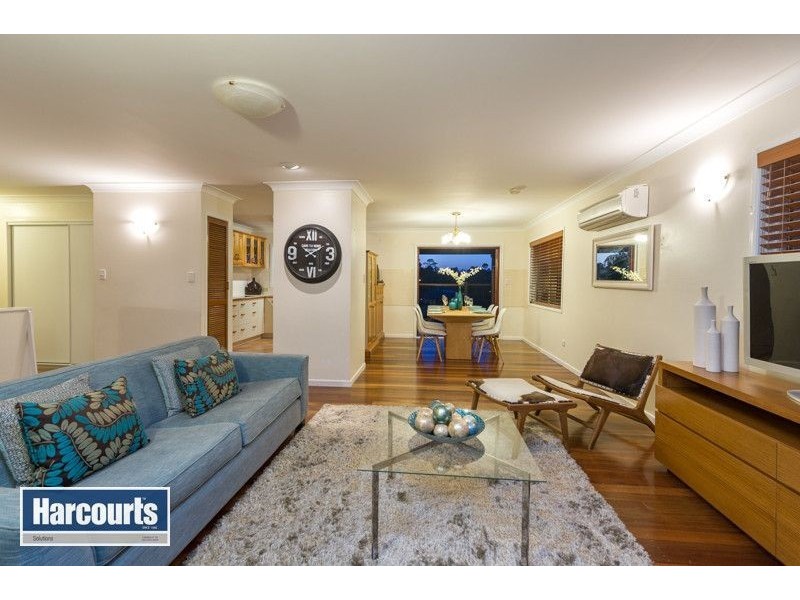 33 Raglass Street, Everton Park QLD 4053