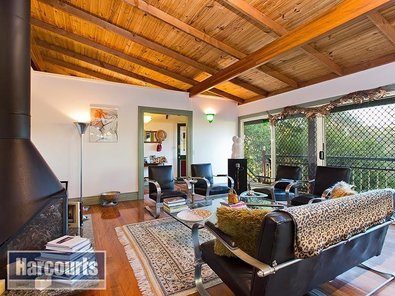 18 Listonia Drive, Albany Creek QLD 4035