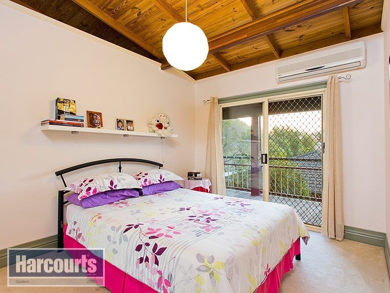 18 Listonia Drive, Albany Creek QLD 4035