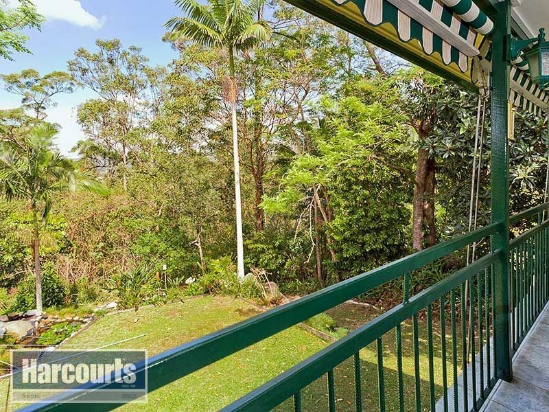 17 Barber Road, Ferny Hills QLD 4055