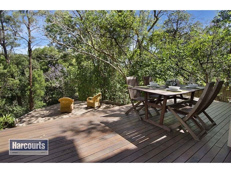 127 Kylie Avenue, Ferny Hills QLD 4055