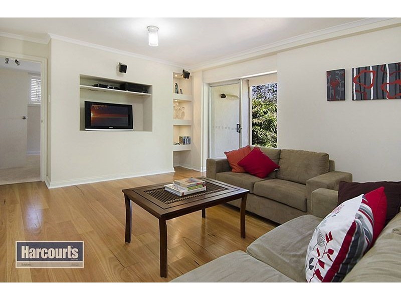 127 Kylie Avenue, Ferny Hills QLD 4055