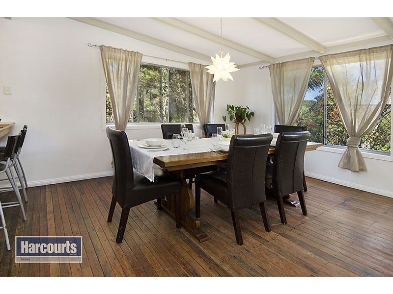 127 Kylie Avenue, Ferny Hills QLD 4055