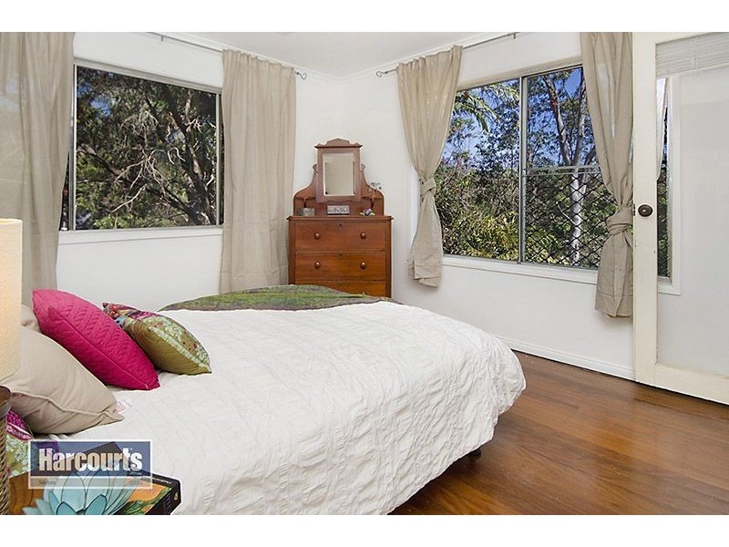 127 Kylie Avenue, Ferny Hills QLD 4055