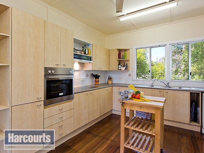 35 Fitzsimmons Street, Keperra QLD 4054