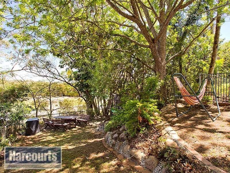 35 Fitzsimmons Street, Keperra QLD 4054