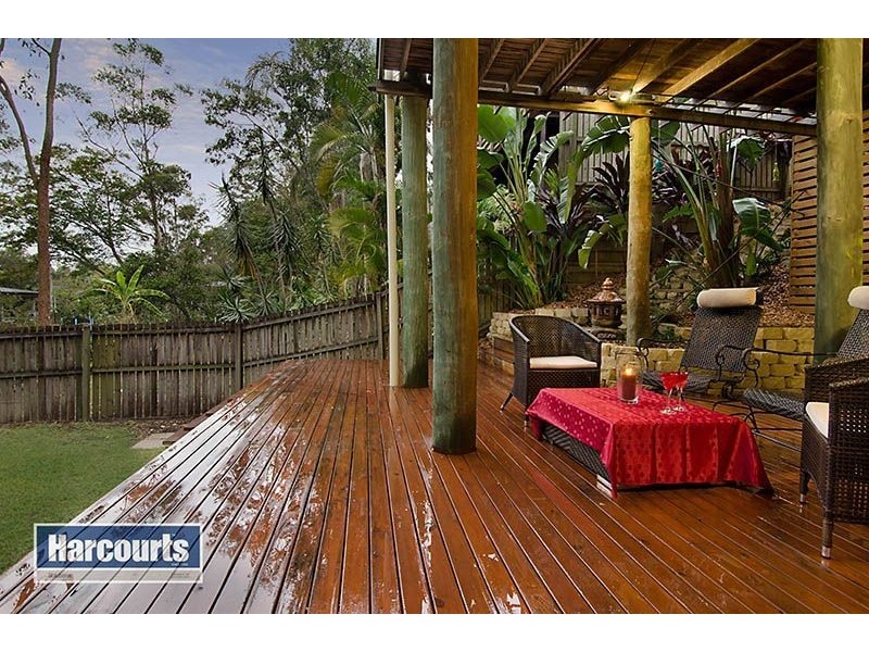 28 Barber Road, Ferny Hills QLD 4055