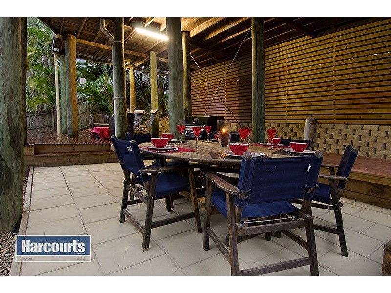 28 Barber Road, Ferny Hills QLD 4055