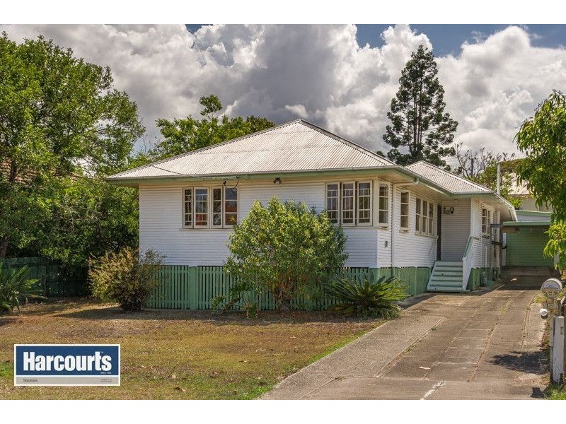 18 Barellan Street, Stafford QLD 4053