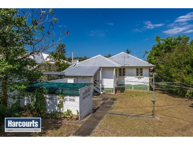 18 Barellan Street, Stafford QLD 4053