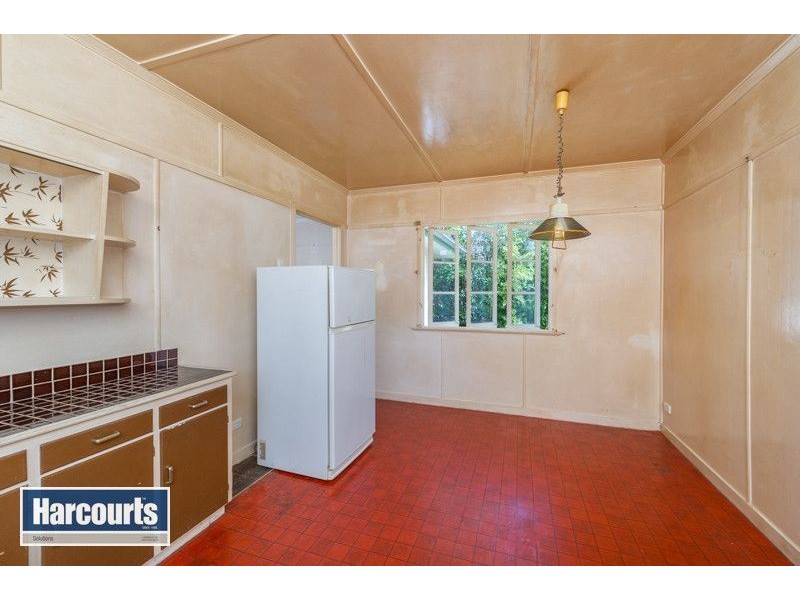 18 Barellan Street, Stafford QLD 4053