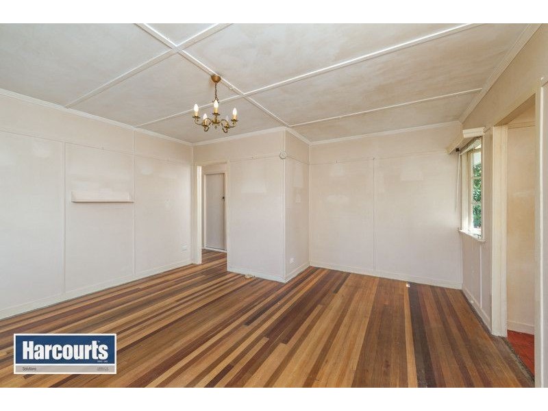 18 Barellan Street, Stafford QLD 4053