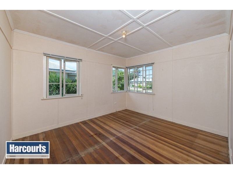 18 Barellan Street, Stafford QLD 4053