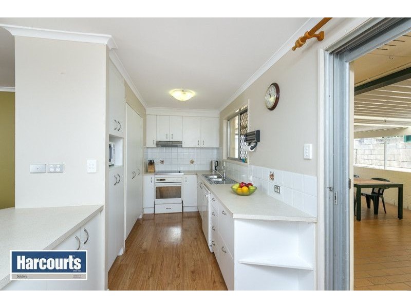 4 Mullacor Street, Ferny Grove QLD 4055