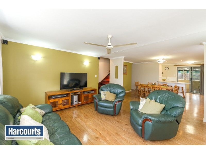 4 Mullacor Street, Ferny Grove QLD 4055