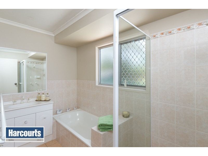 4 Mullacor Street, Ferny Grove QLD 4055