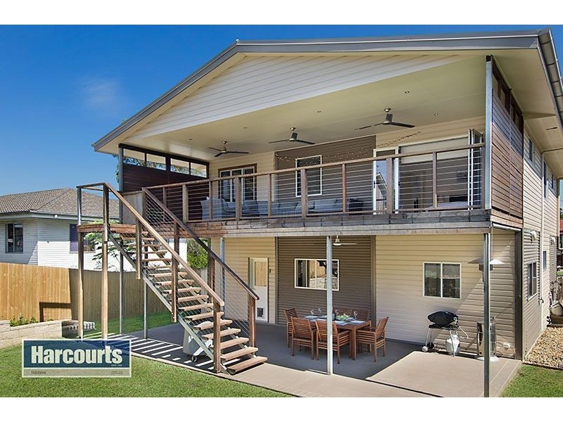 16 Carrama Crescent, Ferny Hills QLD 4055