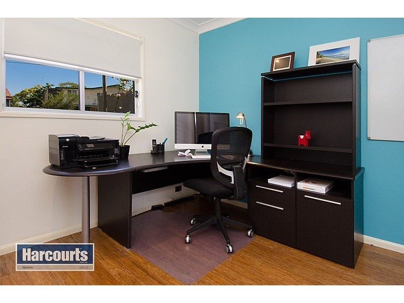 16 Carrama Crescent, Ferny Hills QLD 4055