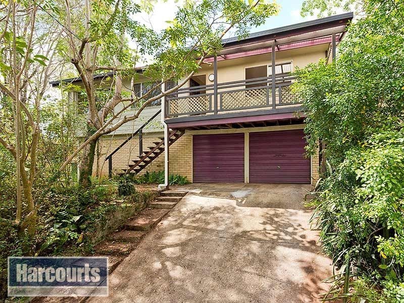 19 Menangle Avenue, Arana Hills QLD 4054