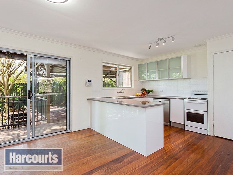 19 Menangle Avenue, Arana Hills QLD 4054