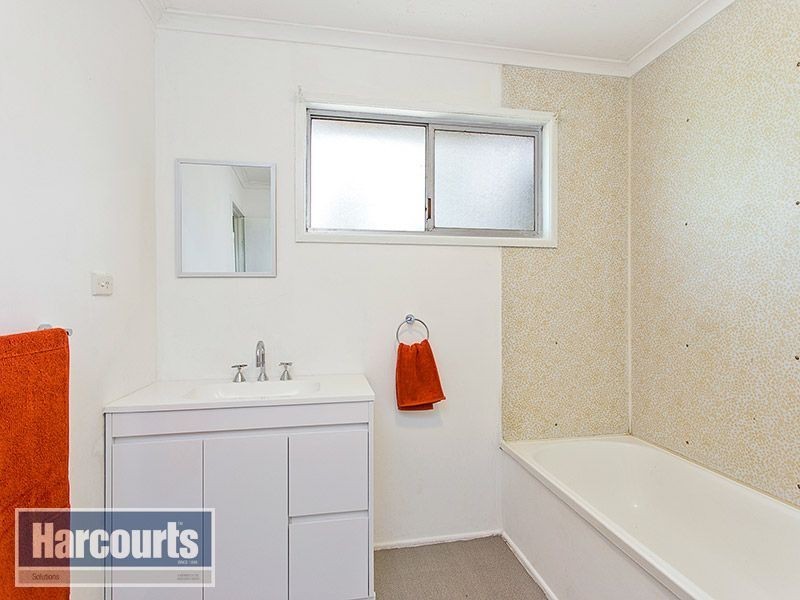 19 Menangle Avenue, Arana Hills QLD 4054