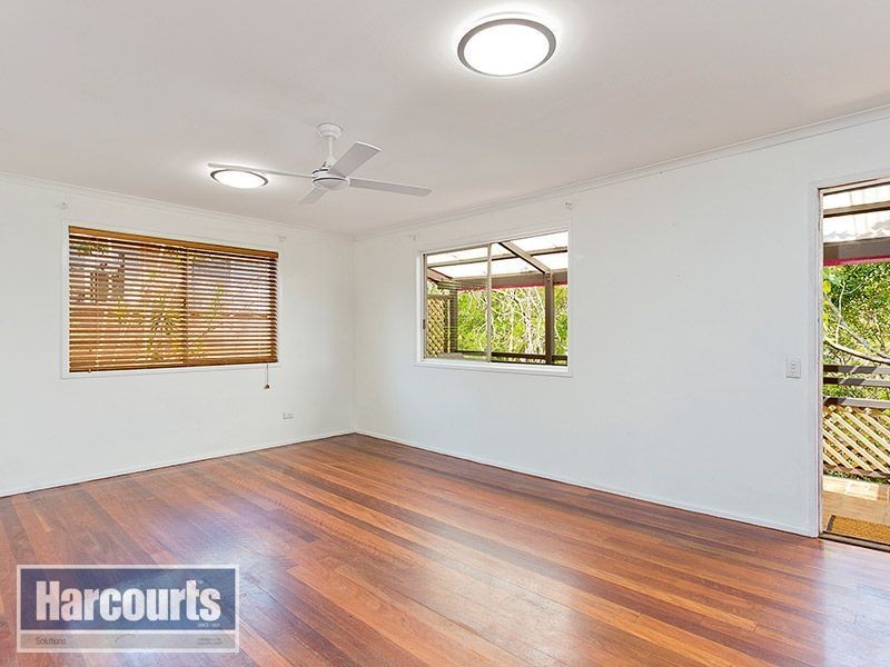 19 Menangle Avenue, Arana Hills QLD 4054