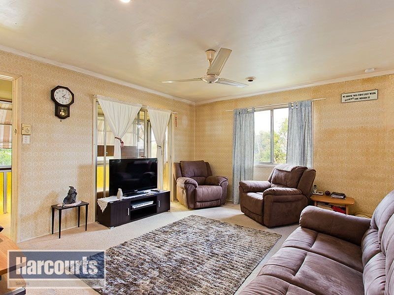 12 Pathara Crescent, Ferny Hills QLD 4055