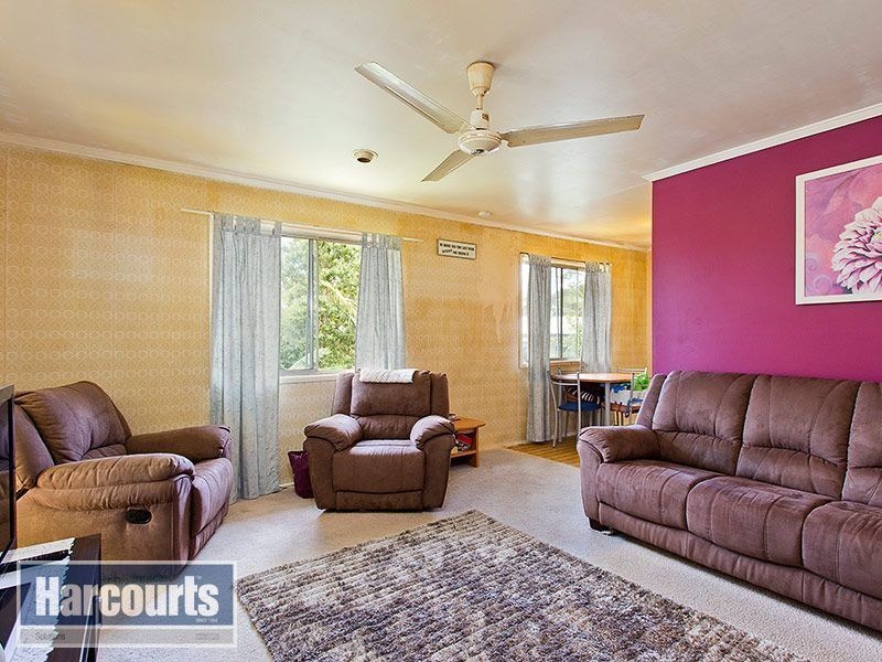 12 Pathara Crescent, Ferny Hills QLD 4055