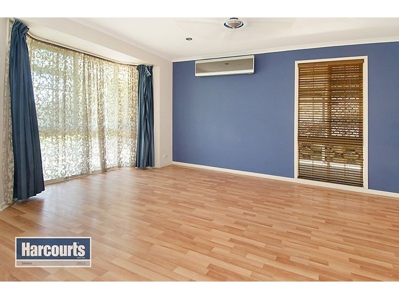 1 Double Bar Court, Arana Hills QLD 4054
