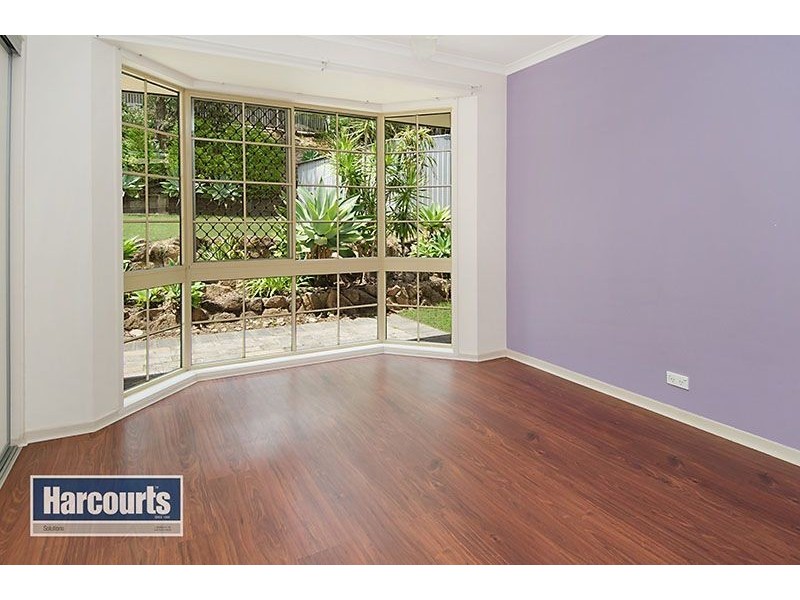 1 Double Bar Court, Arana Hills QLD 4054