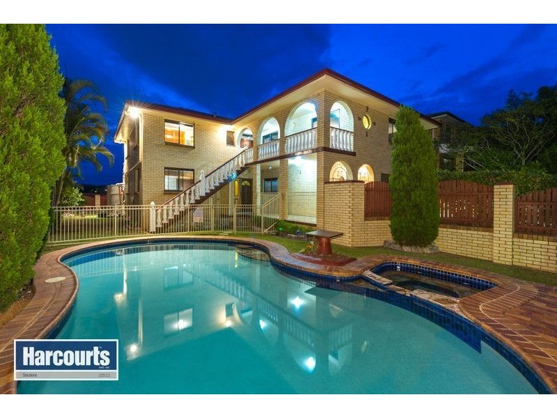 6 Poitier Street, Mcdowall QLD 4053