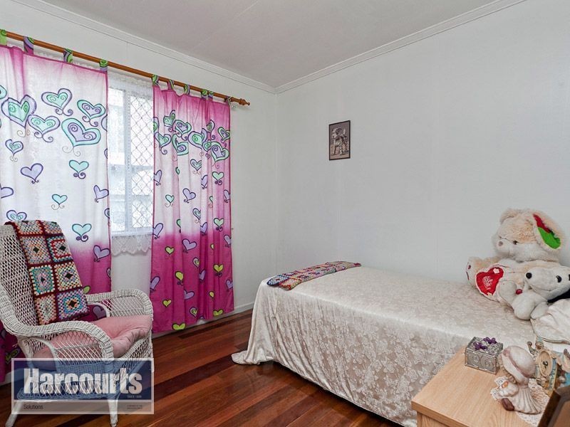 35 Silvertop Street, Keperra QLD 4054