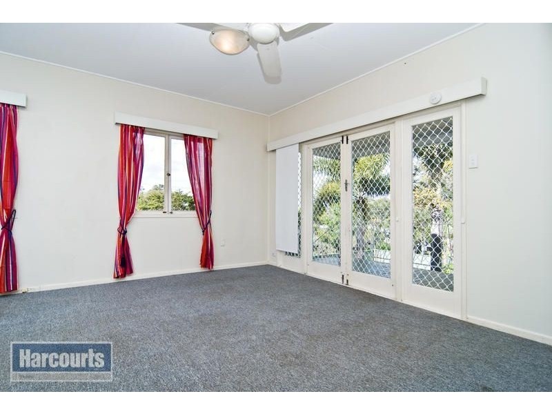 67 Minto Crescent, Arana Hills QLD 4054