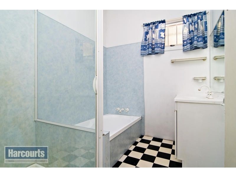 67 Minto Crescent, Arana Hills QLD 4054