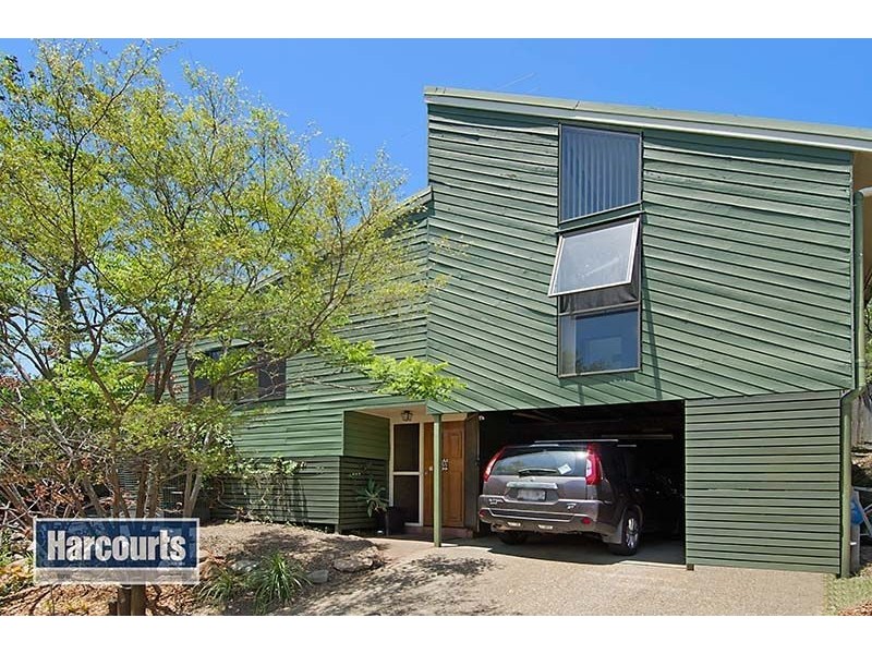 33 Menangle Avenue, Arana Hills QLD 4054