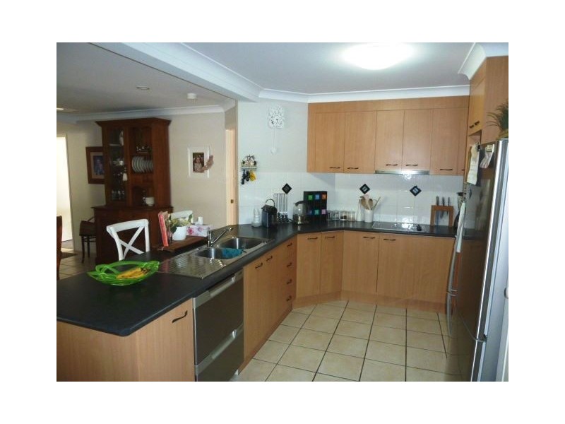 186 Kirralee Crescent, Upper Kedron QLD 4055