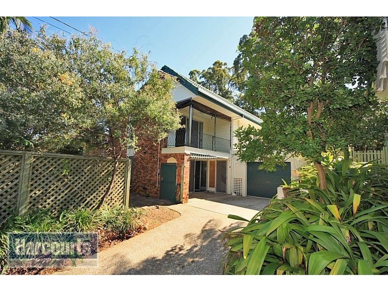 94 Patricks Road, Arana Hills QLD 4054