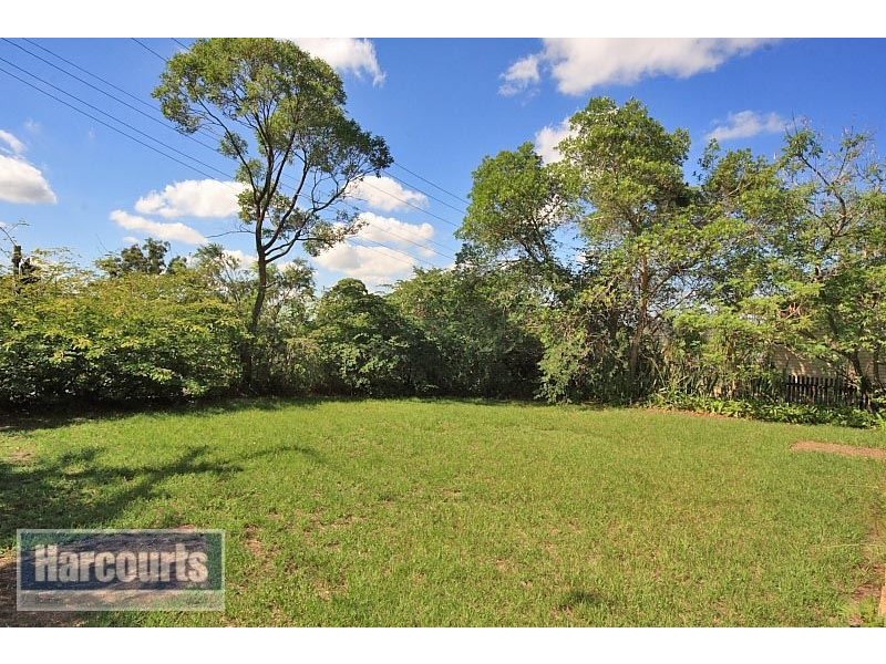 2 Gordon Road, Ferny Hills QLD 4055