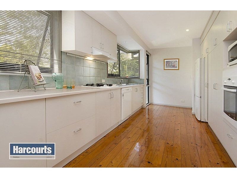 27 Balfour Street, Ferny Hills QLD 4055